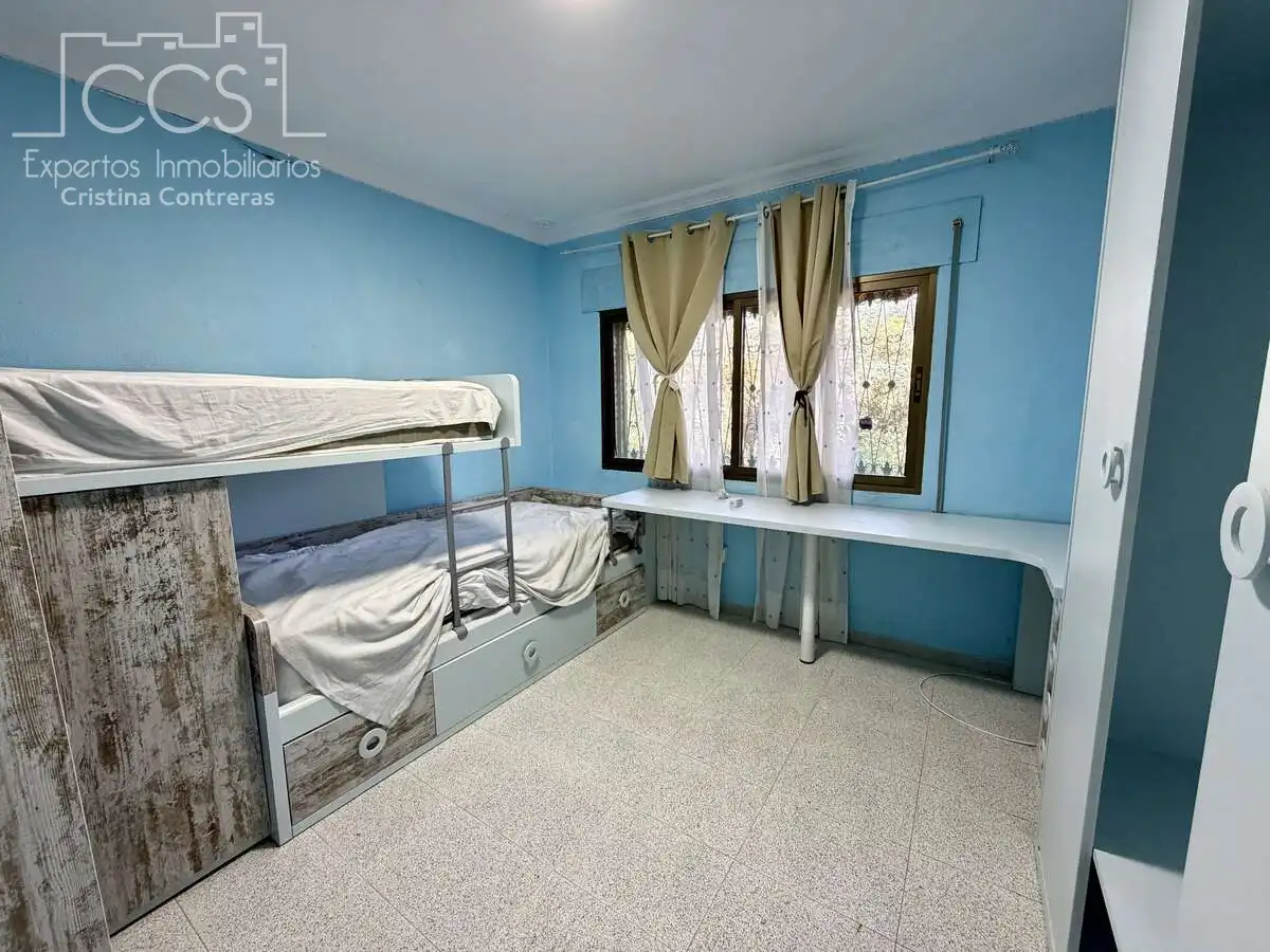Dormitori de Casa o xalet en venda en Mairena del Alcor amb Aire condicionat, Traster i Piscina