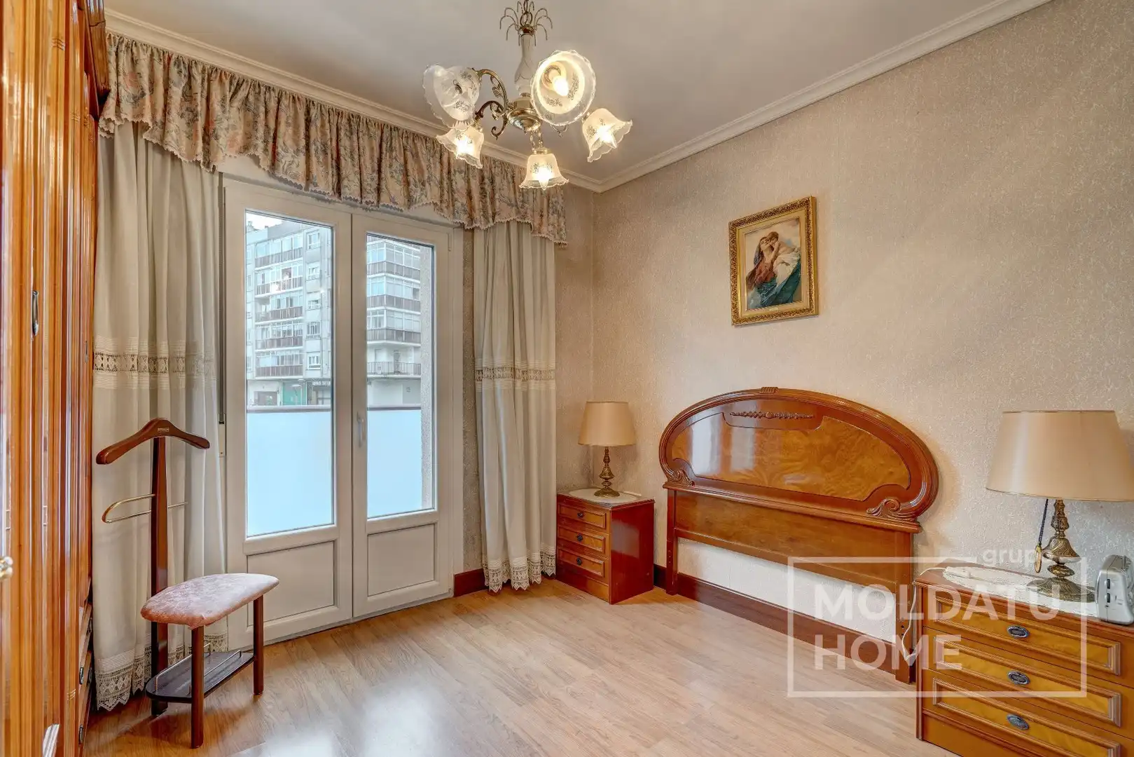 Schlafzimmer von Wohnung zum Verkauf in Irun  mit Heizung