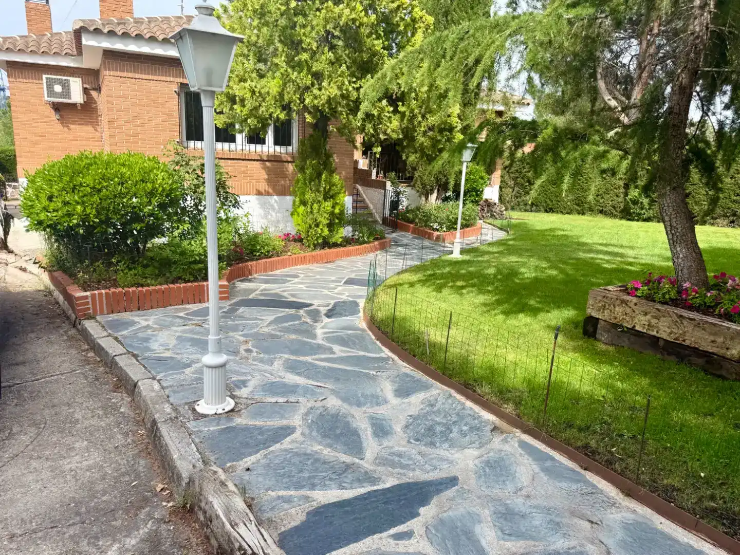 Jardín de Piso en venta en Las Rozas de Madrid con Aire acondicionado, Jardín privado y Parquet