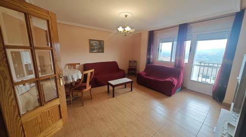 Foto 3 de Piso en venta en Pablo Iglesias, Miralvalle - Av. Virgen del Puerto - La Data, Plasencia