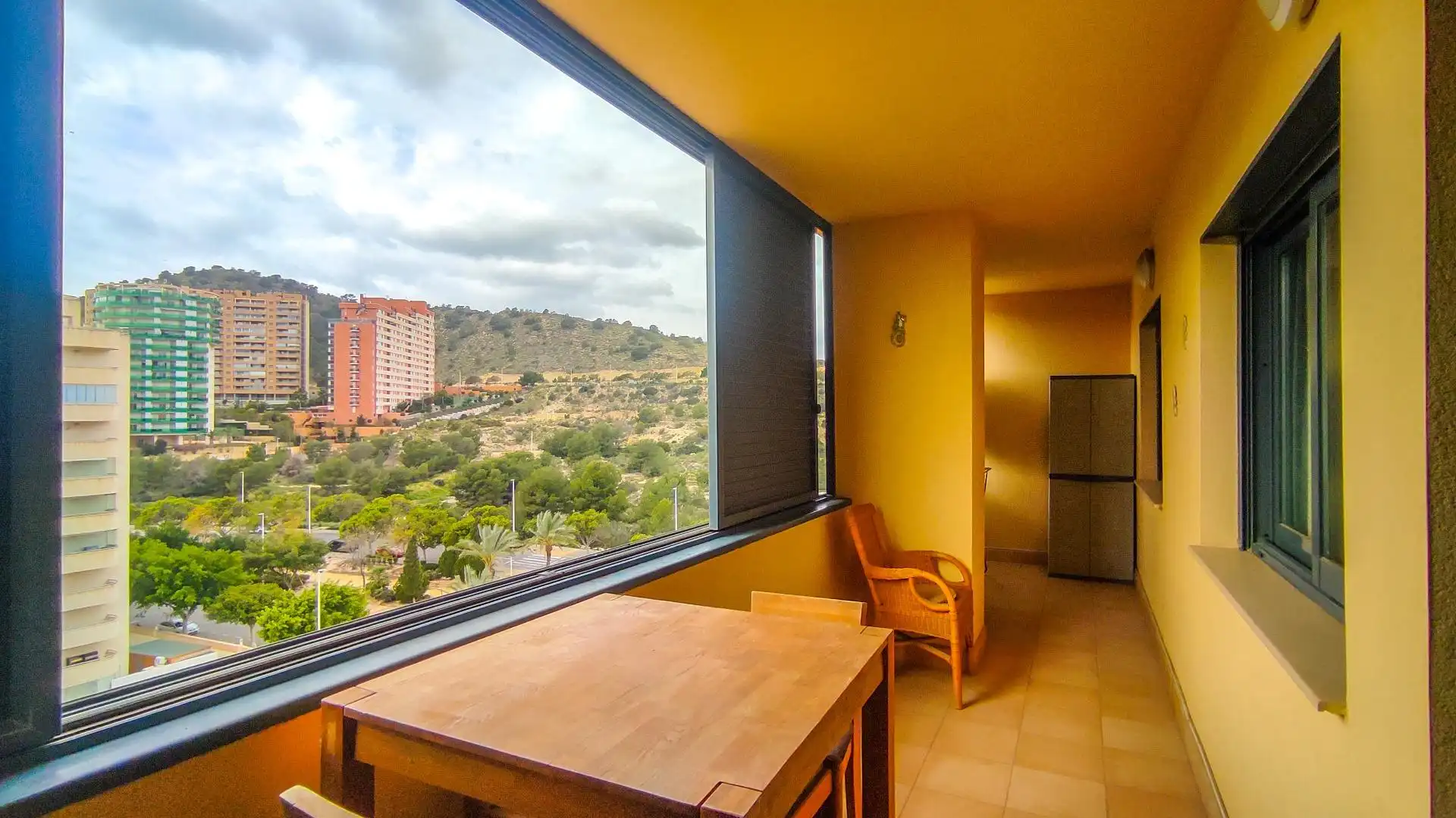 Terrassa de Apartament en venda en Villajoyosa / La Vila Joiosa amb Aire condicionat, Moblat i Piscina comunitària