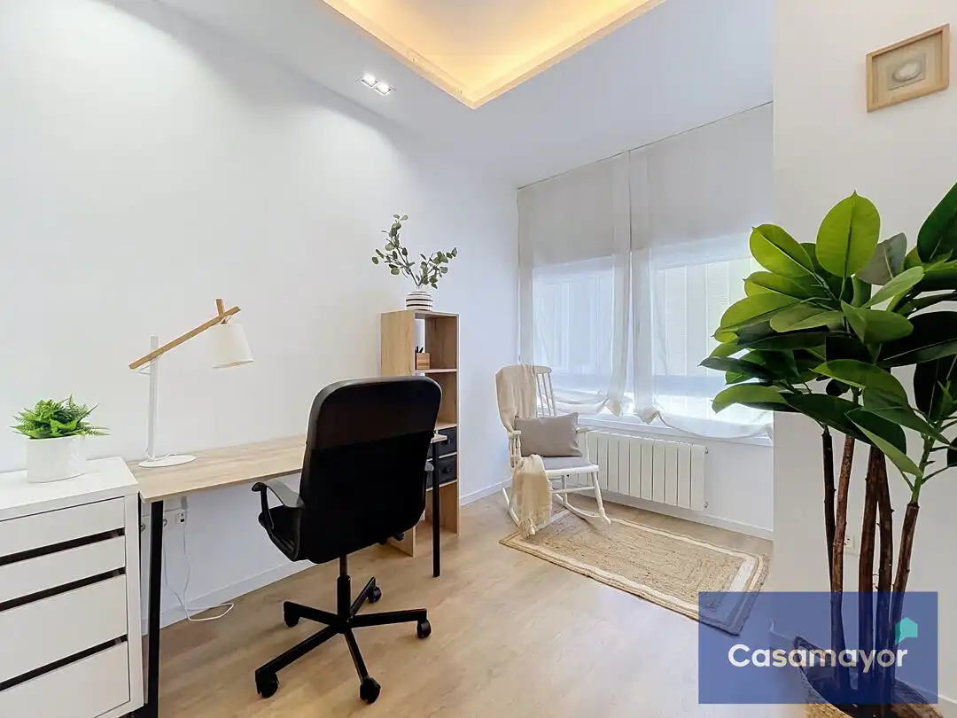 Piso en venta en Alicante / Alacant con Aire acondicionado, Calefacción y Terraza
