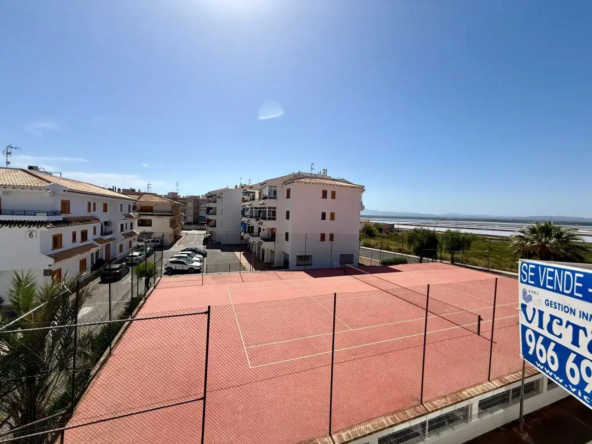 Vista exterior de Apartamento en venta en Santa Pola