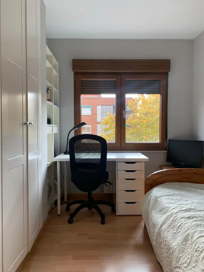 Wohnung zur Miete in Paseo de los Robles, Garrido Norte