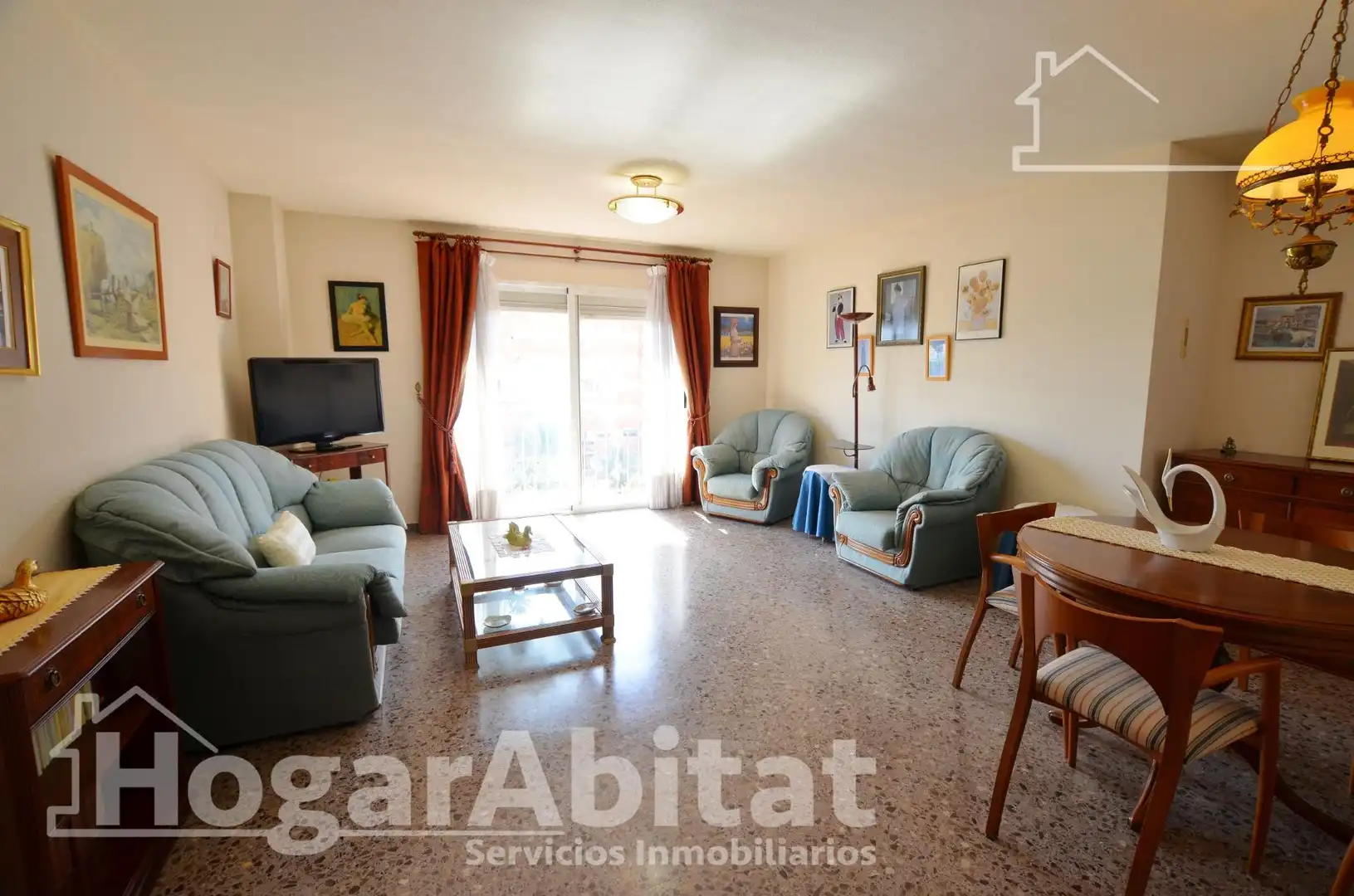 Sala d'estar de Pis en venda en Alicante / Alacant amb Calefacció, Jardí privat i Balcó