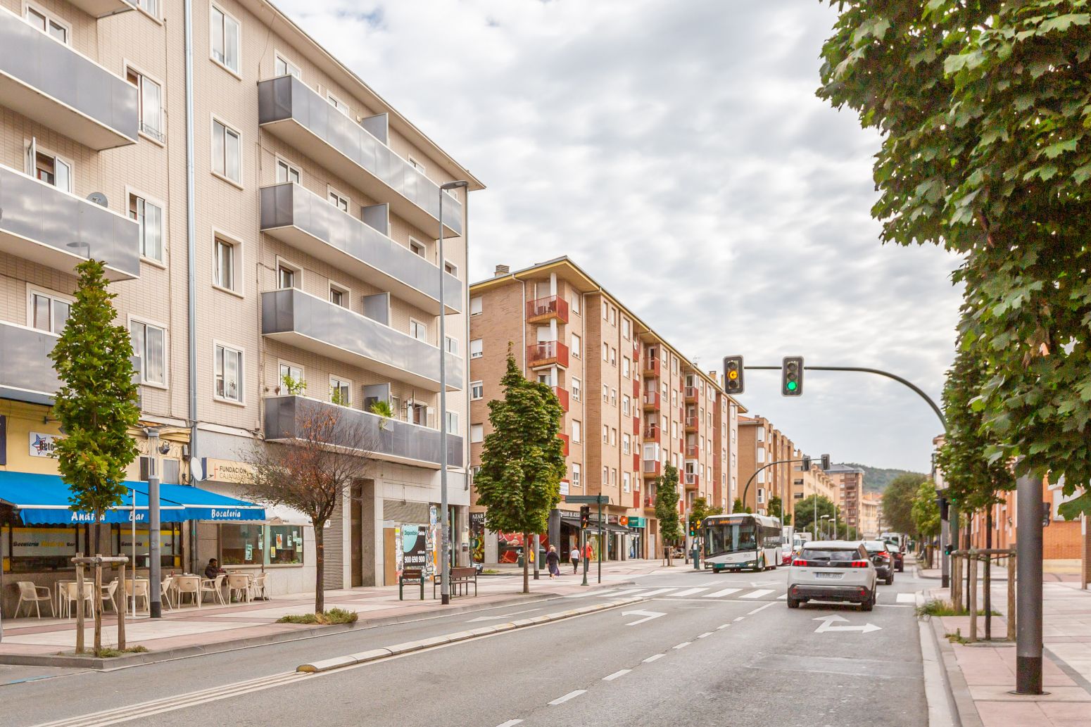 Vista exterior de Pis en venda en  Pamplona / Iruña amb Calefacció, Parquet i Balcó