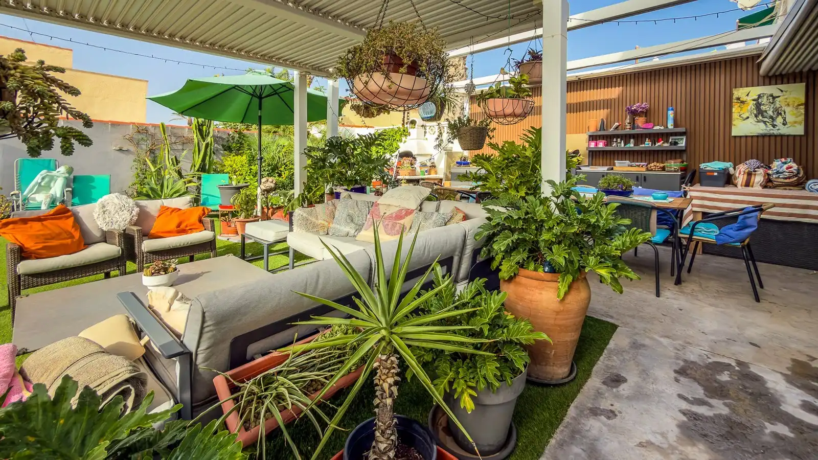 Terrassa de Casa o xalet en venda en Torrevieja amb Jardí privat, Terrassa i Traster