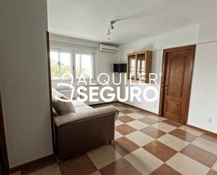 Living room of Flat to rent in  Madrid Capital  with Heating