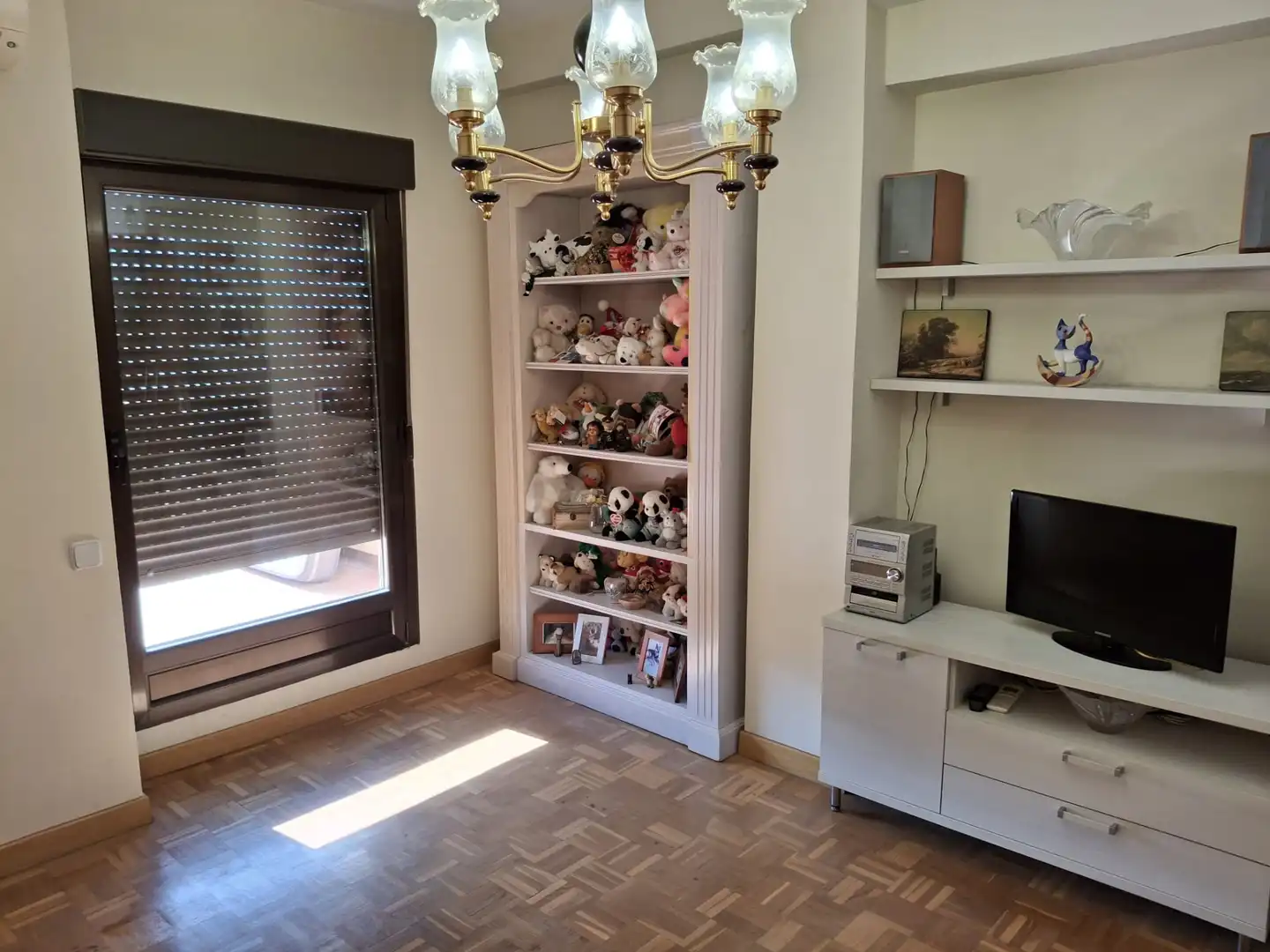 Sala de estar de Piso en venta en Móstoles con Aire acondicionado, Calefacción y Parquet