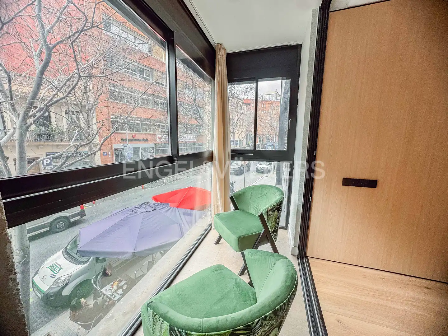 Balcony of Flat for rent in Barcelona  with Air Conditioner, Heating and Parquet flooring