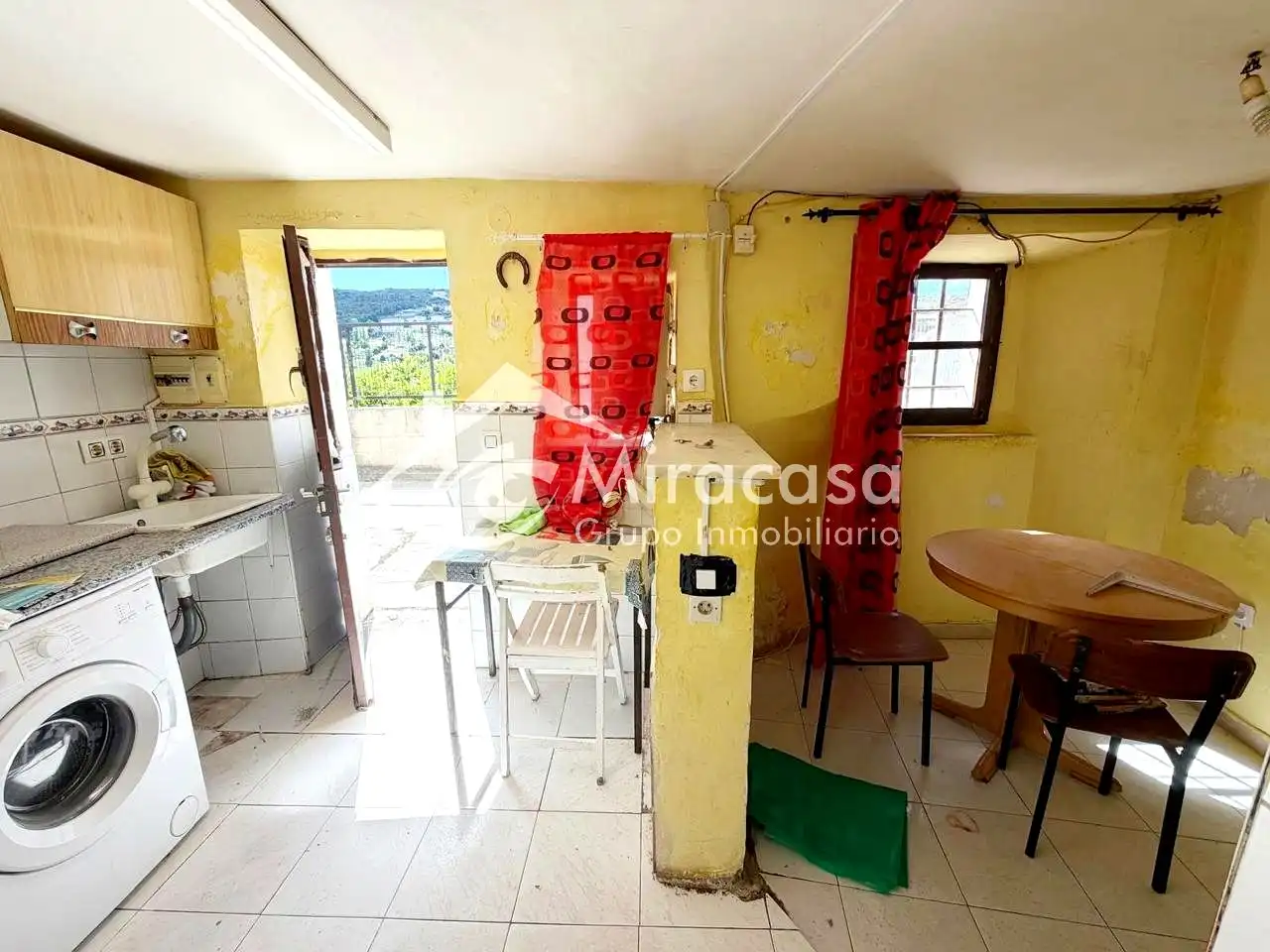 Casa en venta en Calle Miralrío, imagen 2
