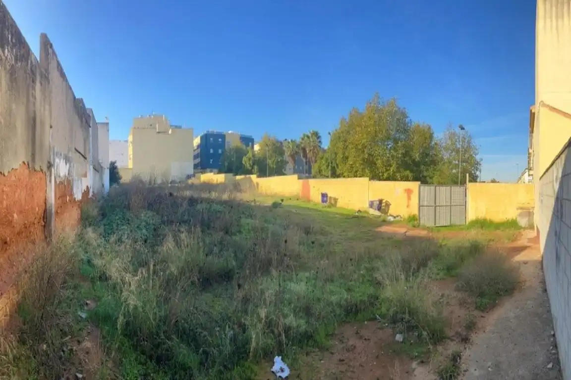 Residential land for sale in Plaza Arahal 4, imagen 3