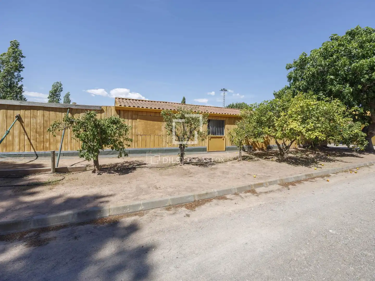 Vista exterior de Finca rústica en venta en Rocafort con Aire acondicionado, Jardín privado y Terraza