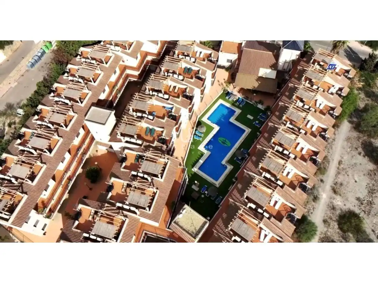 Vista exterior de Pis en venda en Águilas amb Aire condicionat, Terrassa i Balcó