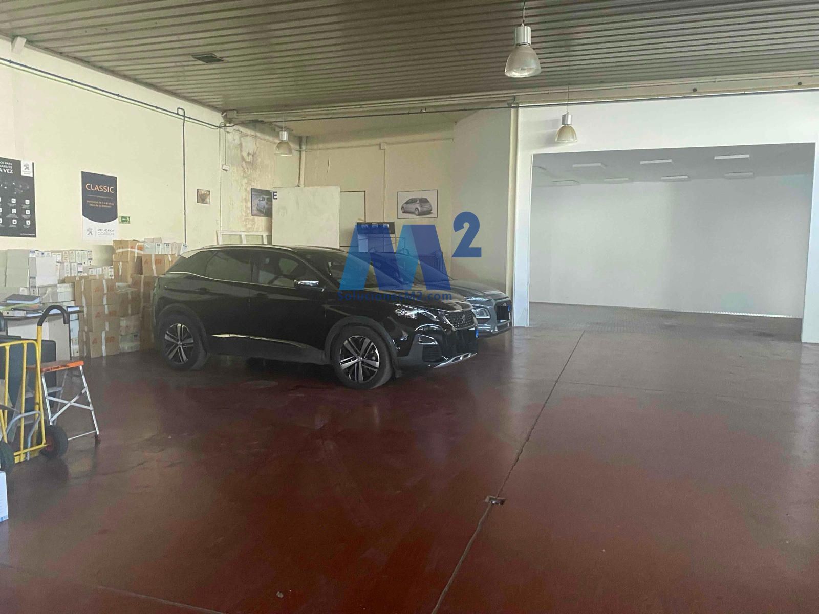 Parking of Industrial buildings for sale in Alcalá de Henares