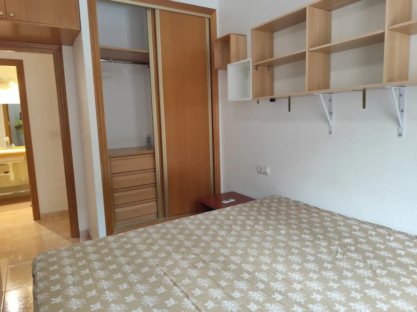 Habitación de Piso en venta en Murcia con Trastero y Amueblado