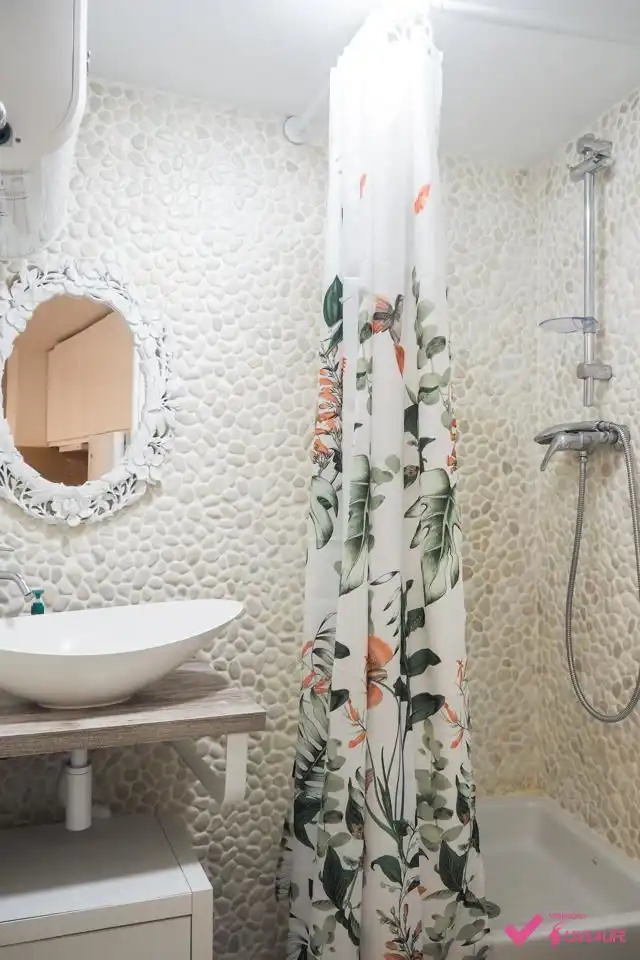 Bathroom of Study for rent in Sevilla