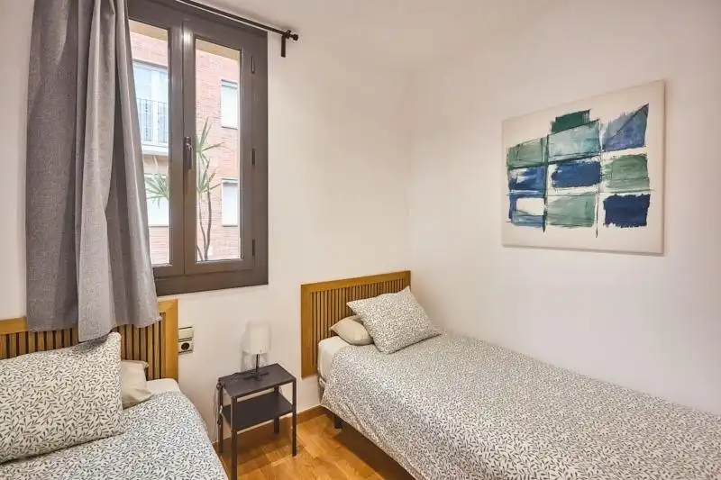 Habitación de Casa adosada en venta en Sant Feliu de Llobregat con Terraza