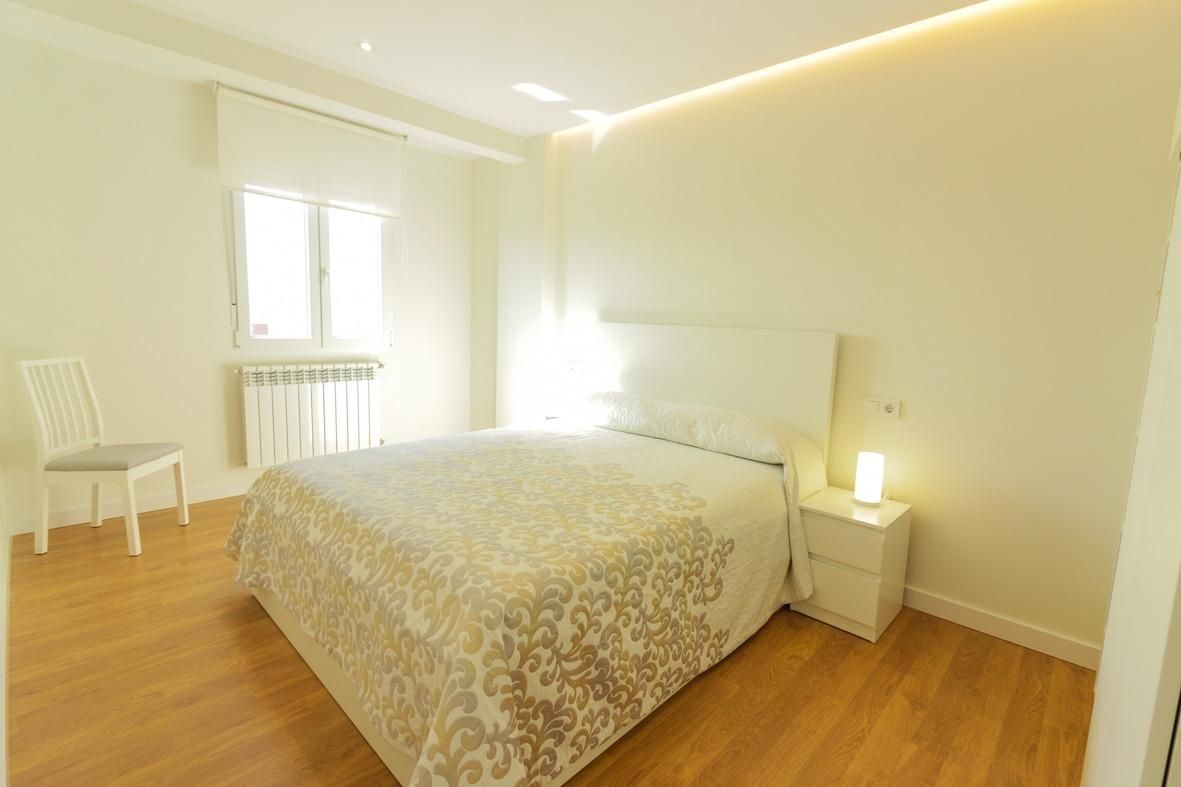 Dormitori de Pis de lloguer en Santander amb Calefacció