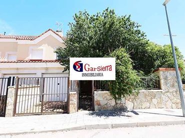 Casa con jardín en venta en Albarreal de Tajo
