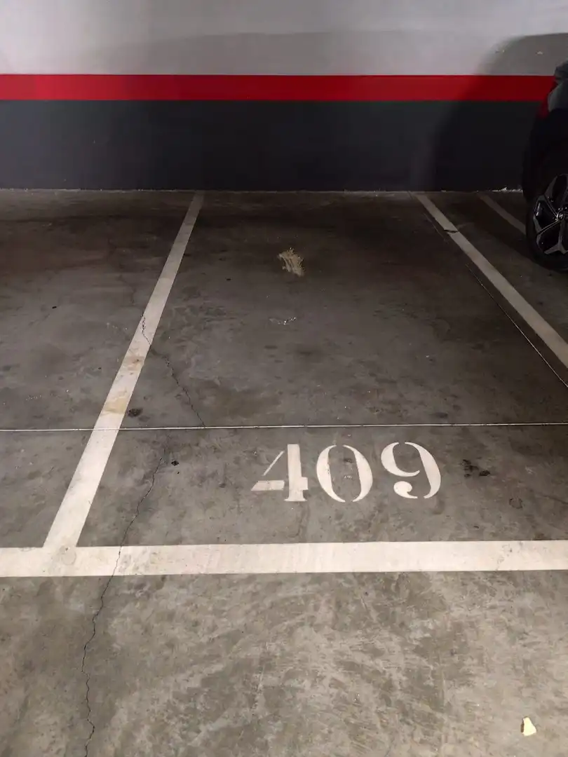 Parking de Piso de alquiler en Madrid con Aire acondicionado, Calefacción y Terraza