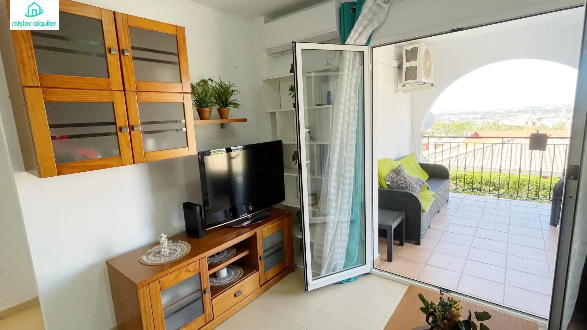 Sala de estar de Apartamento de alquiler en Mutxamel con Calefacción, Jardín privado y Terraza