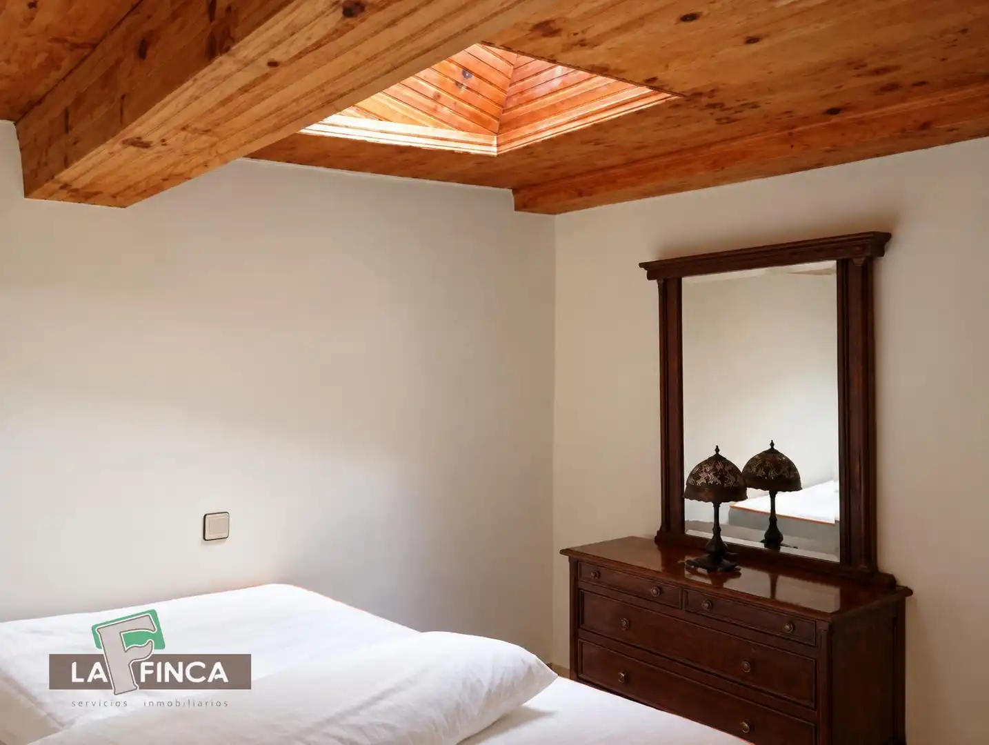 Bedroom of Detached homes for sale in Teverga, Asturias