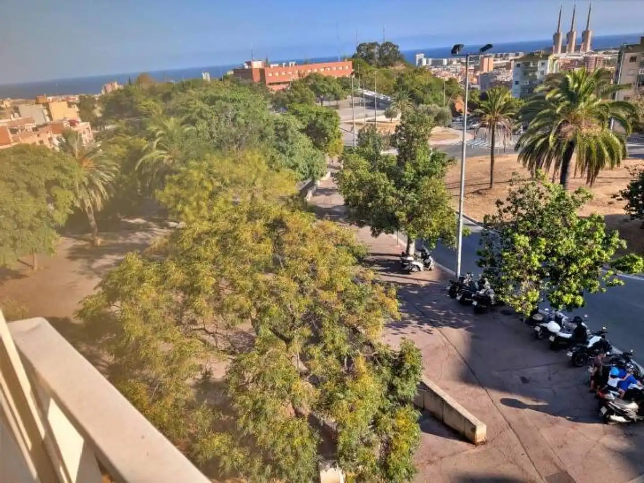 Piso con terraza en venta en Calle Catalònia