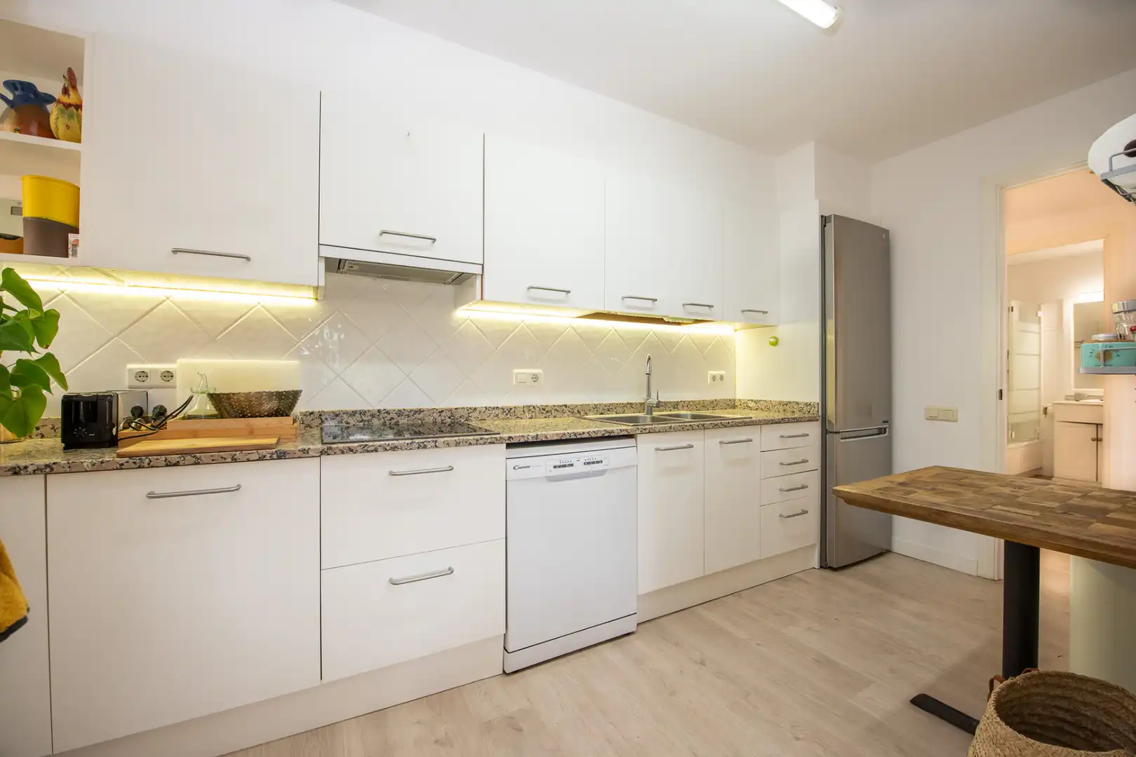 Cocina de Piso en venta en Sant Feliu de Guíxols con Aire acondicionado, Calefacción y Terraza