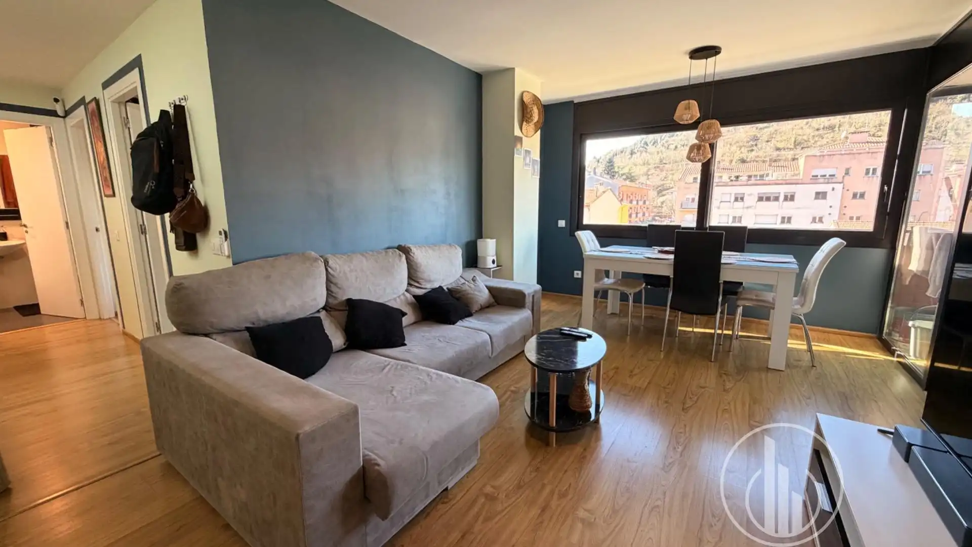 Sala d'estar de Dúplex en venda en Olot amb Aire condicionat, Calefacció i Terrassa