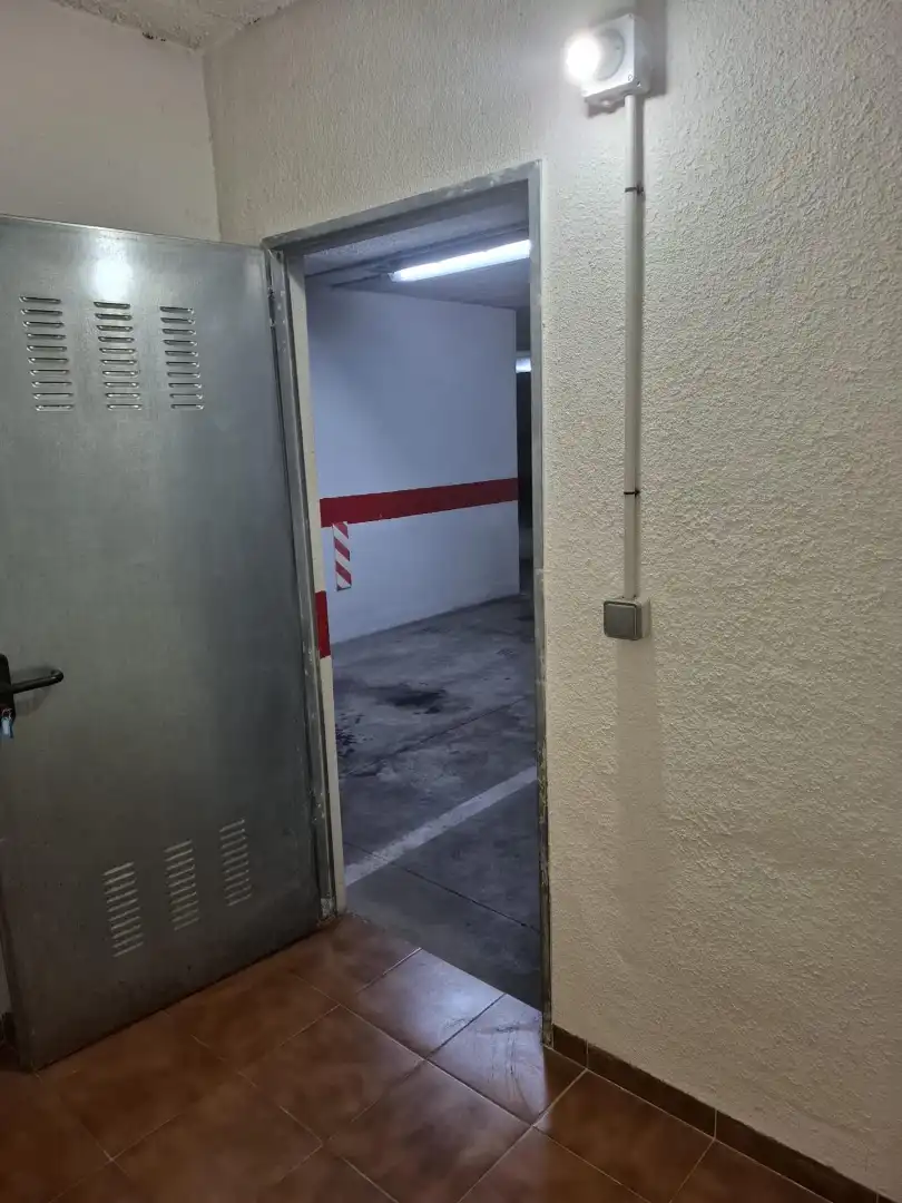 Parkplatz von Garage zum Verkauf in Córdoba