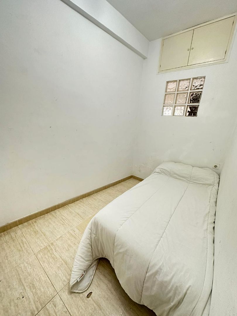 Habitación de Piso para compartir en Alicante / Alacant con Amueblado