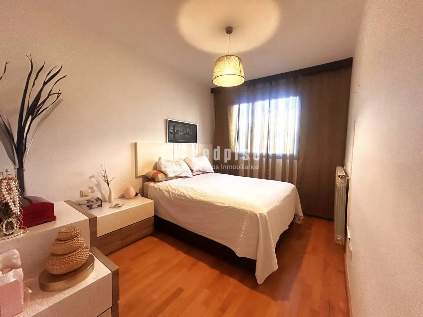 Bedroom of Flat for sale in Parla  with Air Conditioner, Heating and Private garden