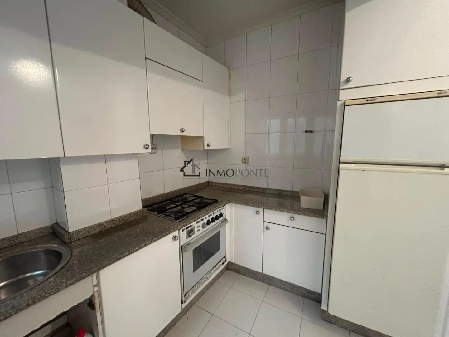 Kitchen of Flat for sale in Pontevedra Capital 