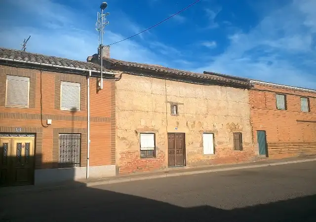Vista exterior de Pis en venda en Laguna de Negrillos
