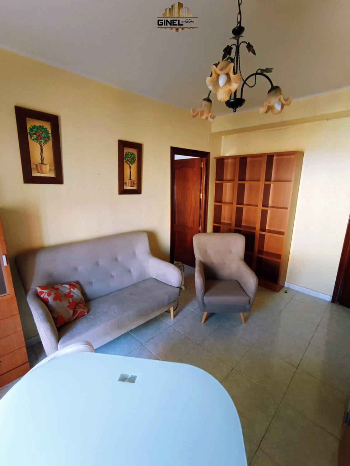 Sala d'estar de Pis de lloguer en  Jaén Capital amb Calefacció