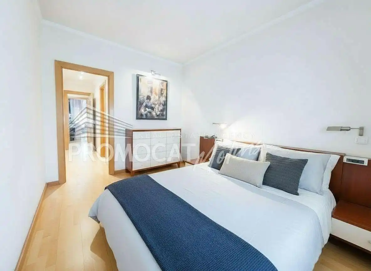 Habitación de Piso en venta en Molins de Rei con Aire acondicionado, Trastero y Piscina comunitaria