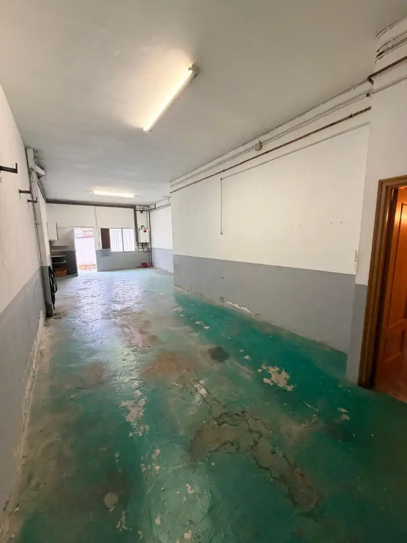 Casa adosada en venda a Tàrrega, Lleida