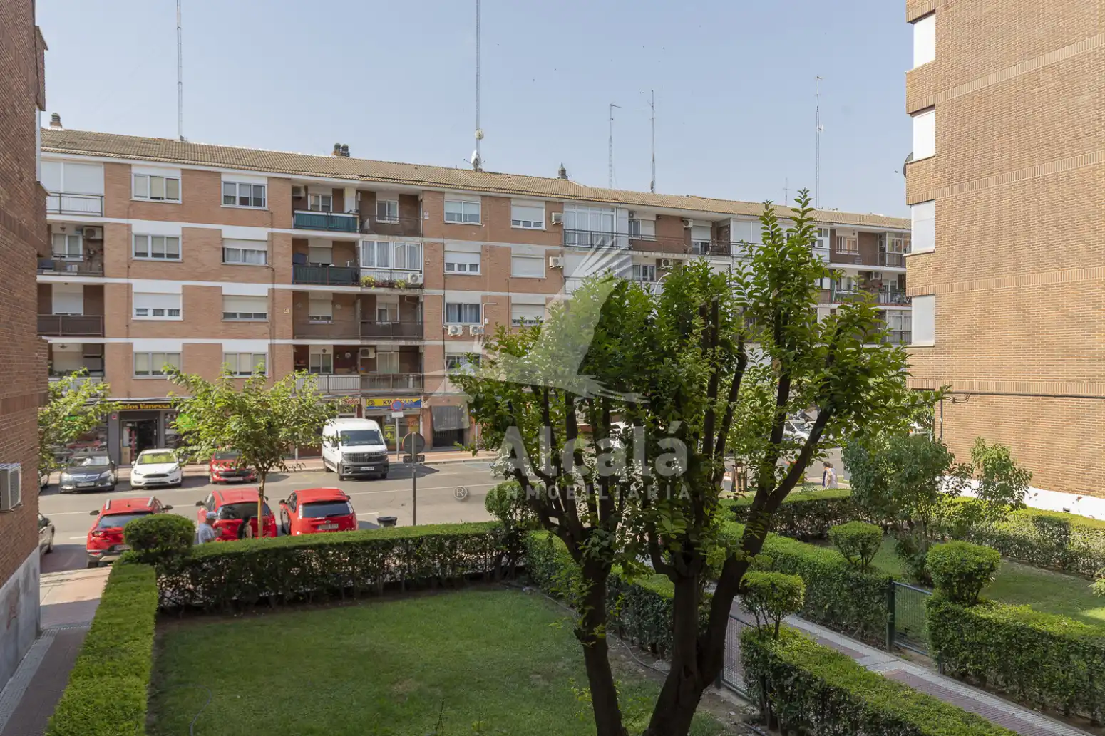 Vista exterior de Piso en venta en Torrejón de Ardoz con Calefacción, Parquet y Terraza