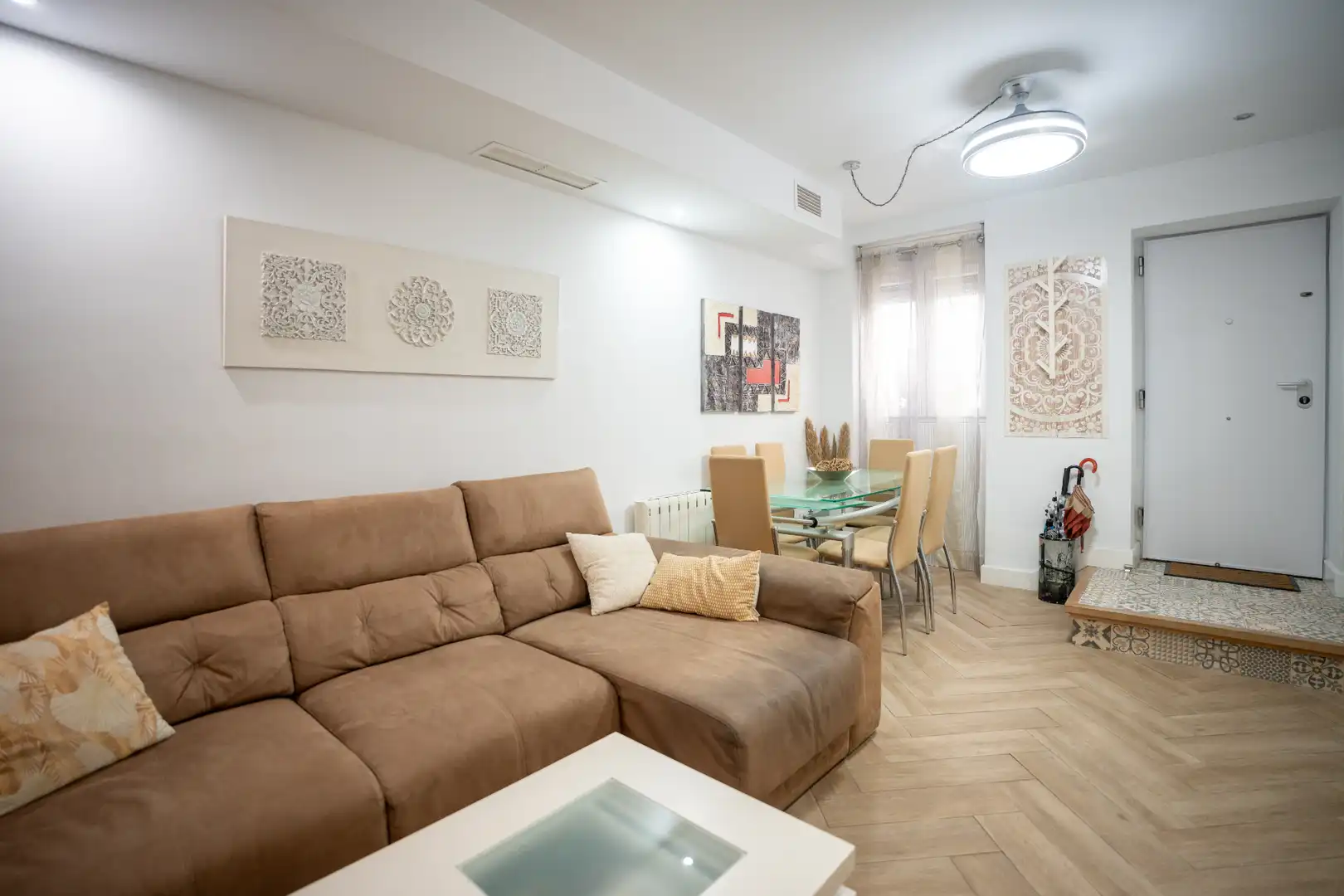 Sala de estar de Casa o chalet en venta en Estepona con Aire acondicionado, Terraza y Amueblado