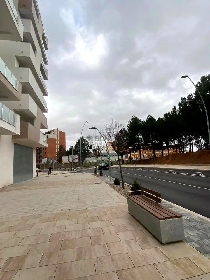 Vista exterior de Estudio en venta en Teruel con Calefacción, Trastero y Amueblado
