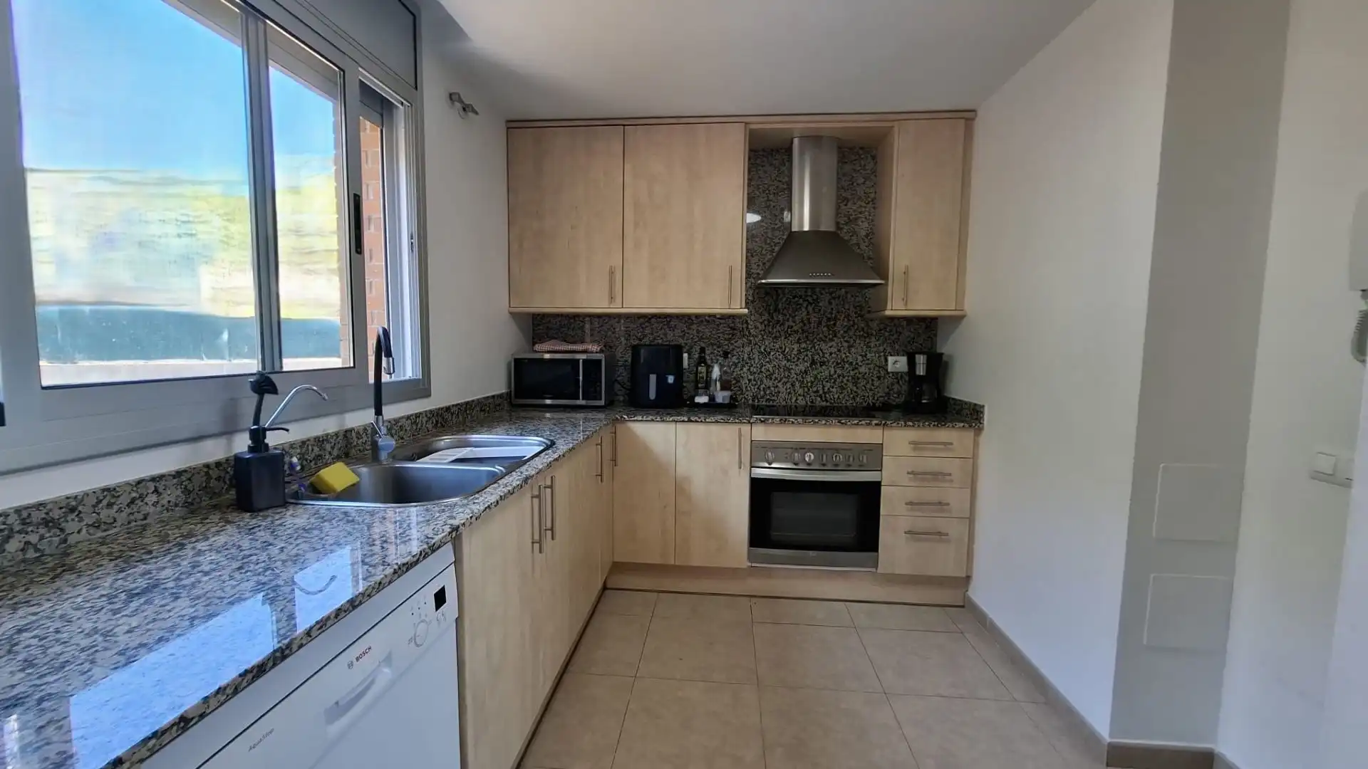 Cocina de Casa o chalet en venta en Vallirana, Barcelona