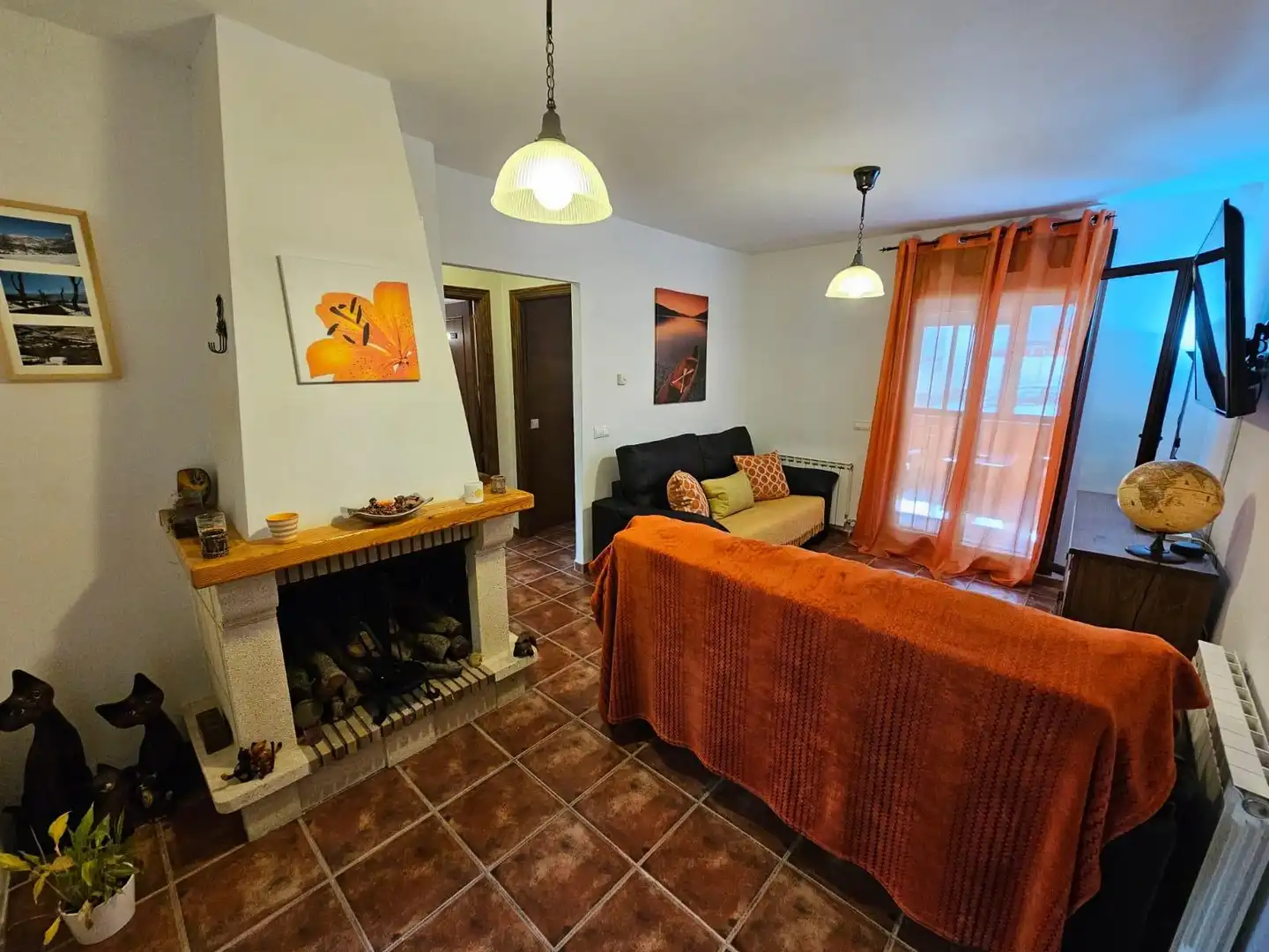 Sala de estar de Casa o chalet en venta en Fondón con Calefacción, Terraza y Amueblado