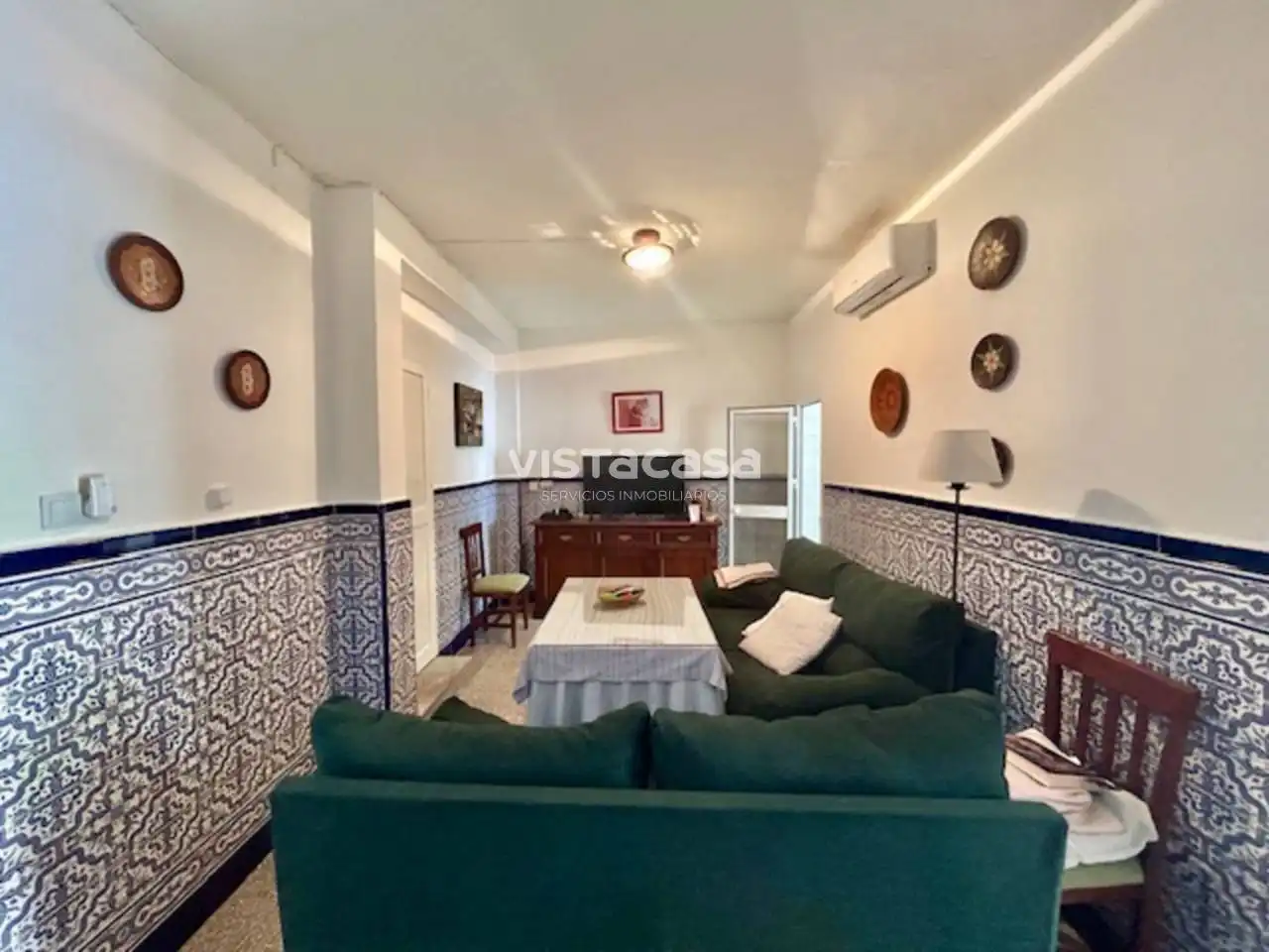 Sala d'estar de Casa o xalet en venda en Mairena del Alcor amb Aire condicionat i Terrassa
