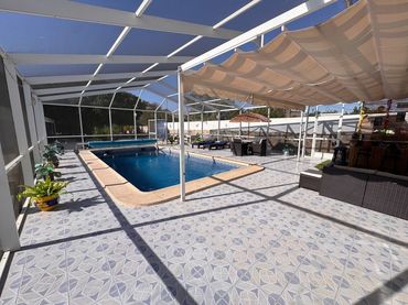 Casa con piscina en venta en Zurgena