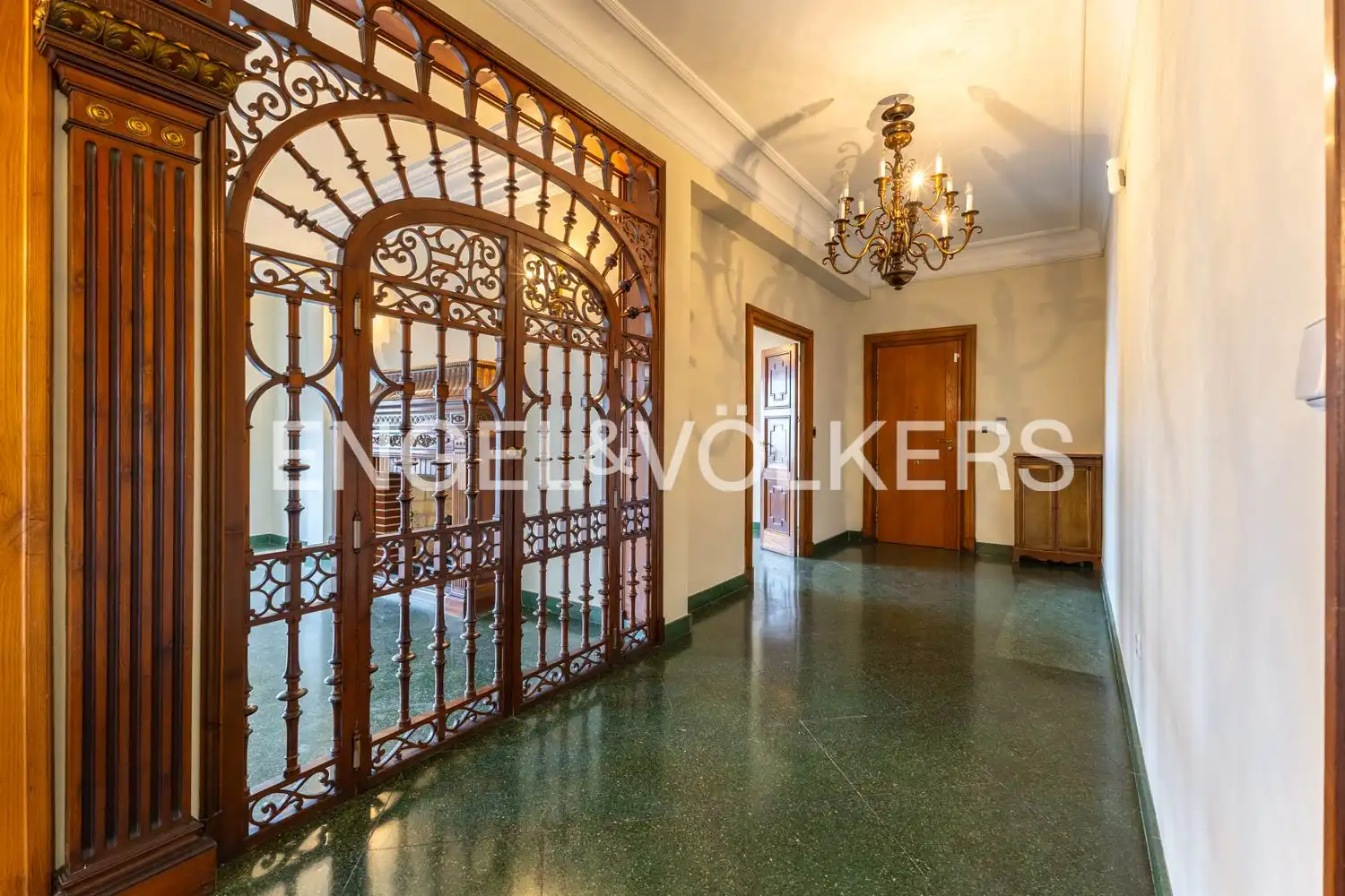 Flat for rent in Valencia  with Air Conditioner, Heating and Terrace