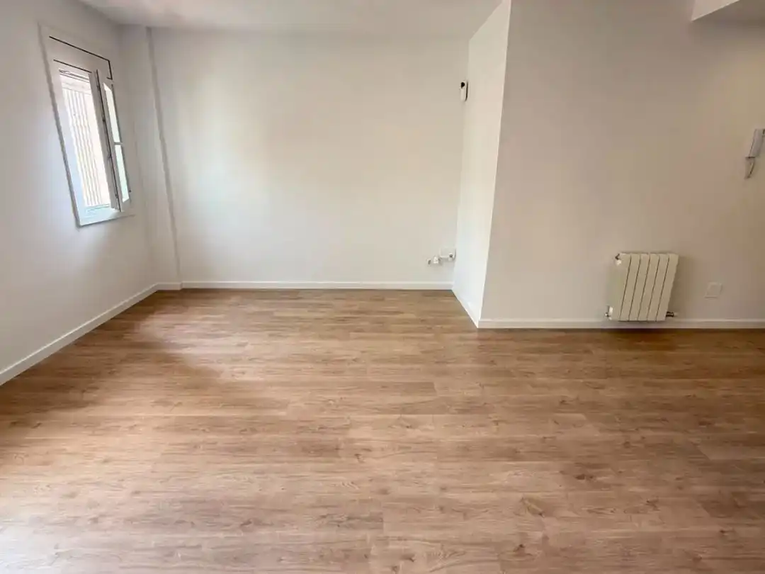 Bedroom of Flat for sale in  Barcelona Capital