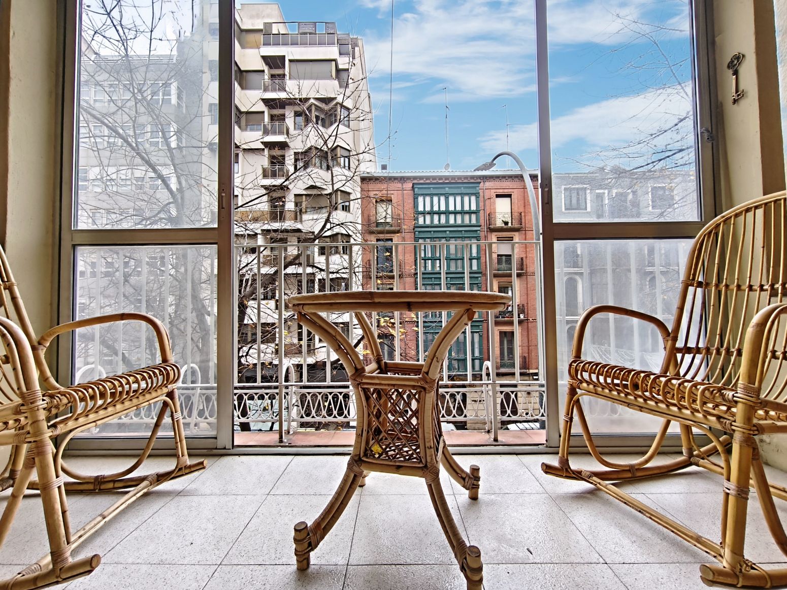 Terrassa de Pis en venda en  Logroño amb Calefacció, Parquet i Terrassa