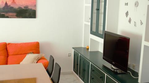 Photo 2 of Flat to rent in Avenida de la Argentinita, Avda. Federico Garcia Lorca - Nueva Estación Autobuses, Granada