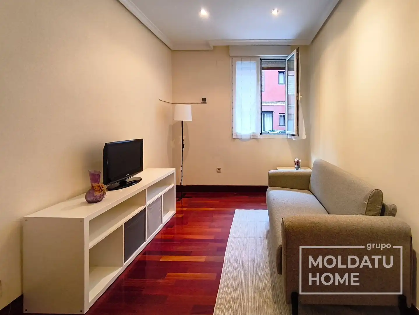 Piso en venta en Ibaiondo, imagen 7